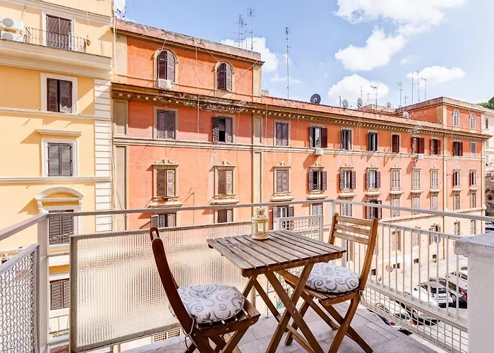 La Casa Di Andrea Ai Musei Vaticani 3 *